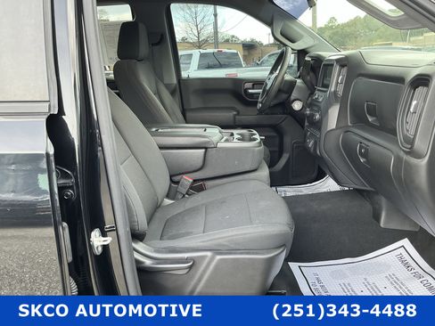 Used 2020 Chevrolet Silverado 1500 Custom w/ Custom Value Package image 13