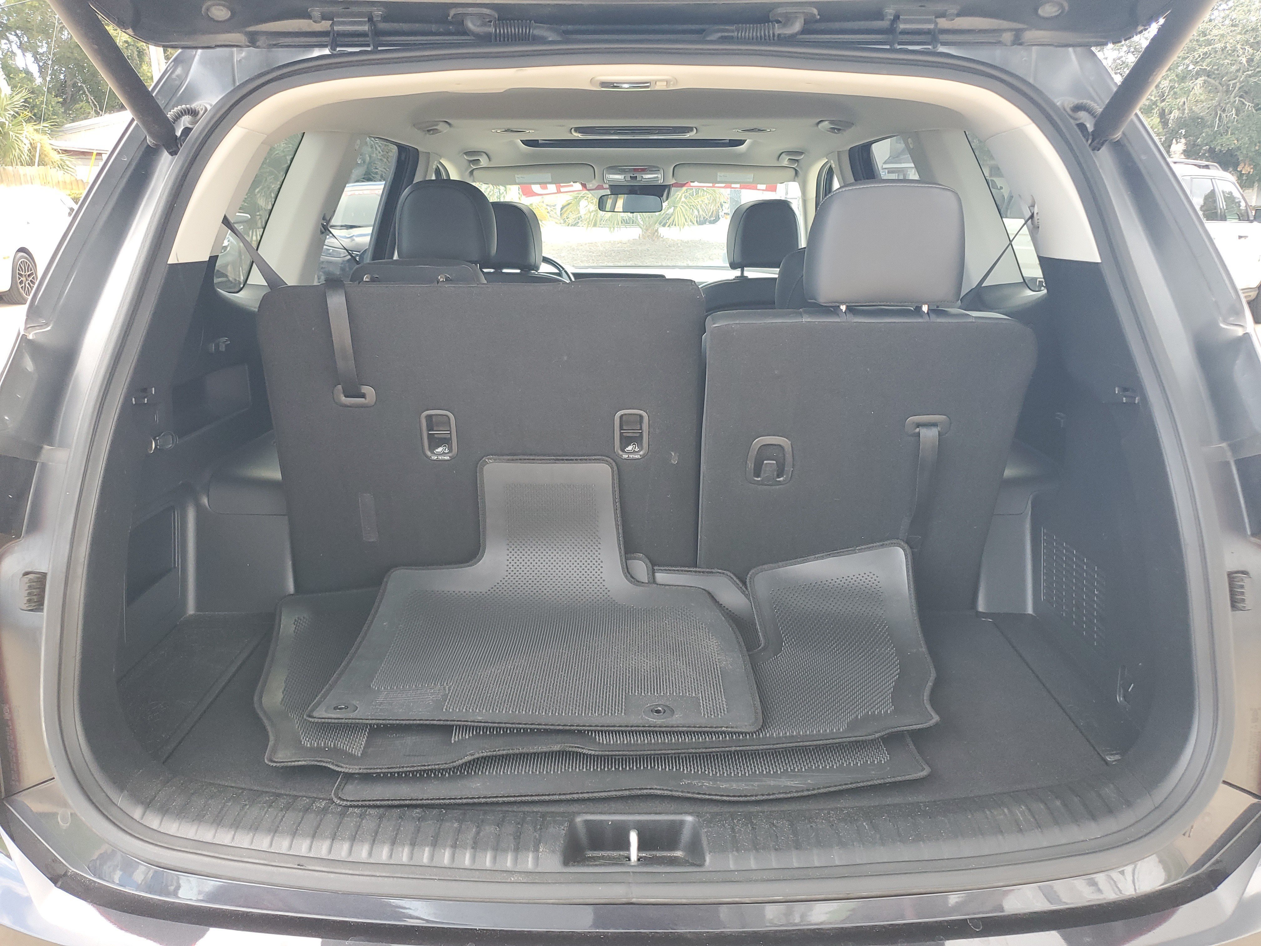 Used 2025 Kia Telluride S AWD/4WD image 37
