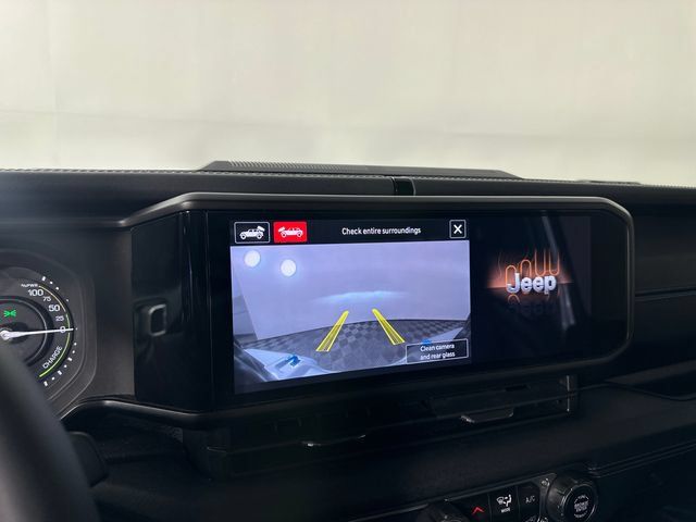 Used 2024 Jeep Wrangler High Altitude AWD/4WD image 10