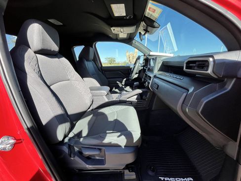 Certified 2025 Toyota Tacoma SR image 20