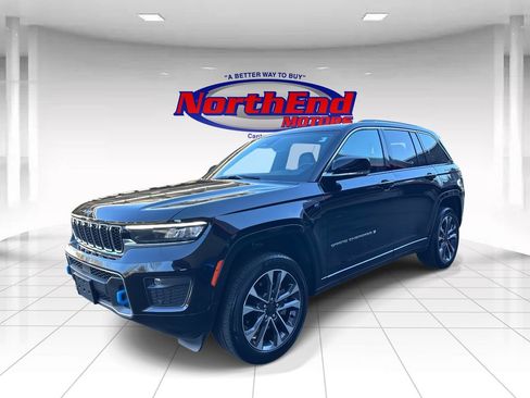 Used 2023 Jeep Grand Cherokee Overland image 7