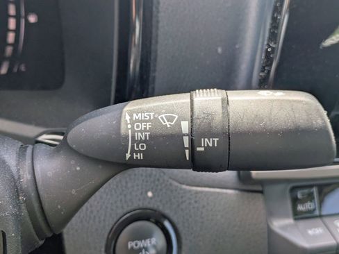 Used 2025 Toyota Camry LE image 27