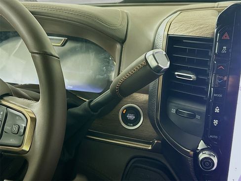 New 2026 RAM 2500 Limited image 12