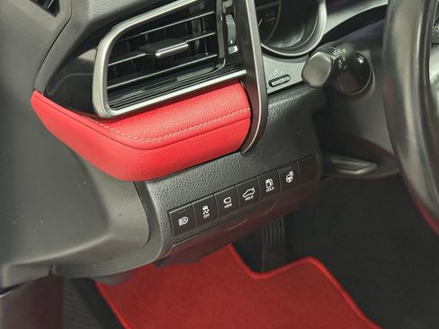 Used 2021 Toyota Camry XSE w/ Navigation Upgrade Package image 21