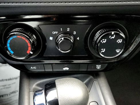 Used 2019 Honda HR-V Sport image 30