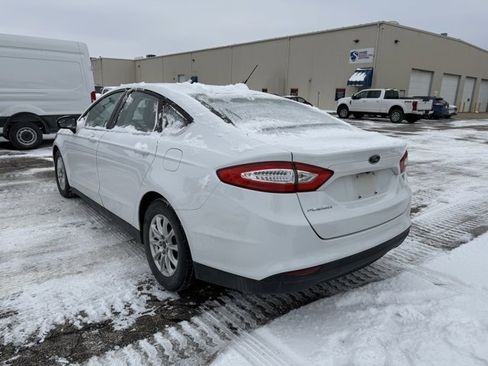 Used 2015 Ford Fusion S image 5