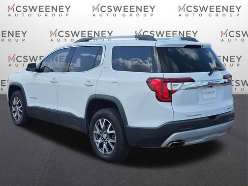 Used 2023 GMC Acadia SLT AWD/4WD image 3