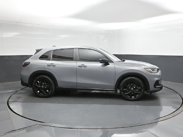 Used 2025 Honda HR-V Sport image 15
