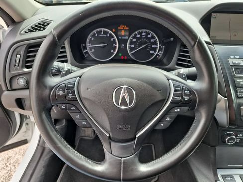 Used 2015 Acura ILX w/ Technology Package FWD image 22