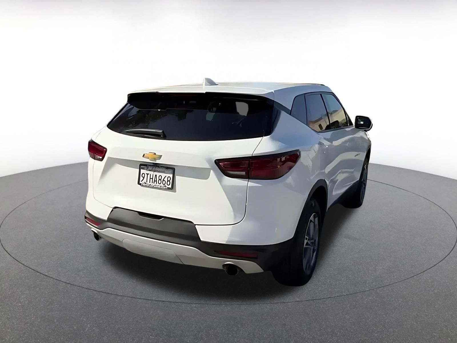 Used 2025 Chevrolet Blazer LT FWD image 14