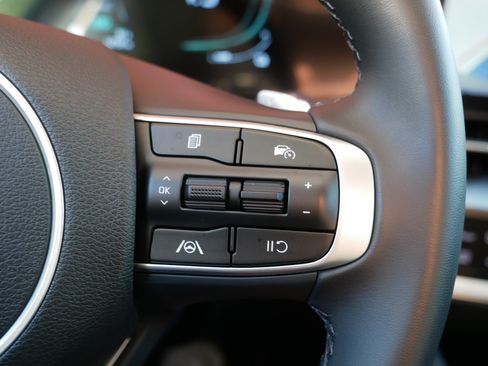 Certified 2024 Kia Sportage EX AWD/4WD image 29