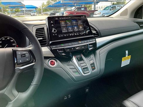 New 2026 Honda Odyssey EX-L image 6