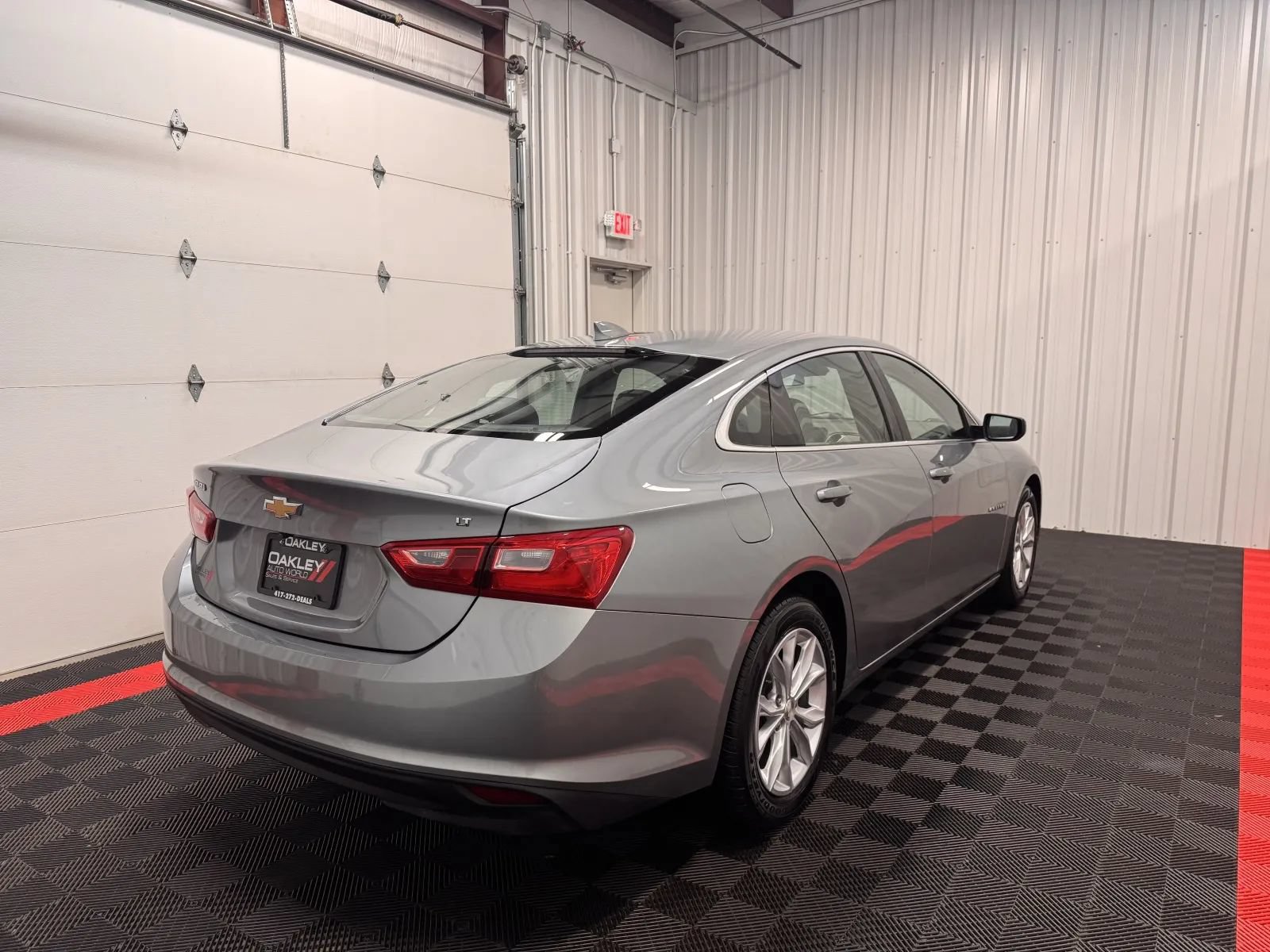 Used 2023 Chevrolet Malibu LT FWD image 4