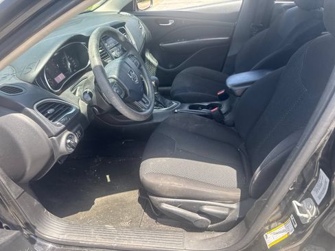 Used 2015 Dodge Dart SE w/ Convenience Group FWD image 9