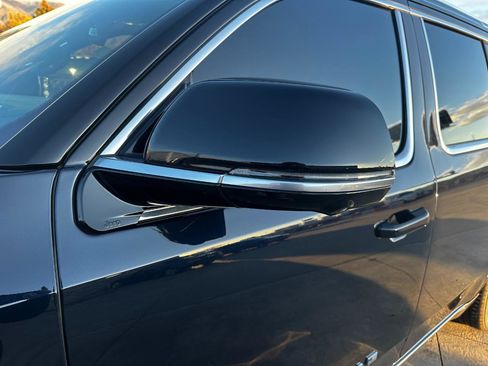 Used 2022 Jeep Grand Wagoneer Series II w/ Flexible Seating Group image 16