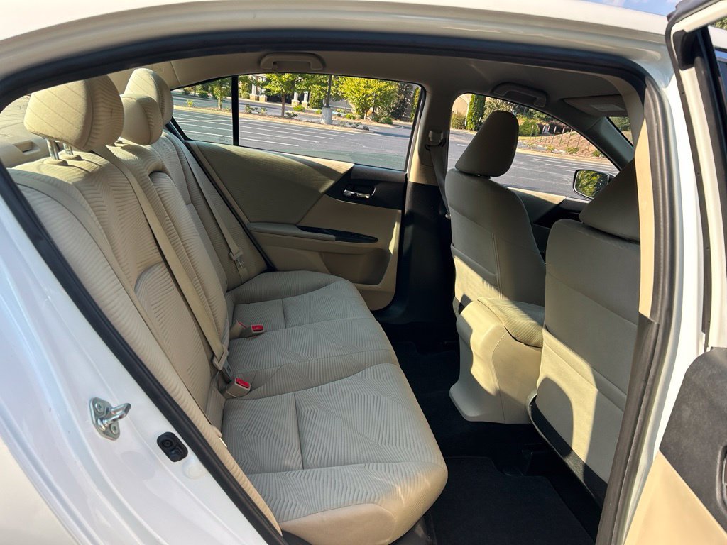 Used 2016 Honda Accord LX image 42