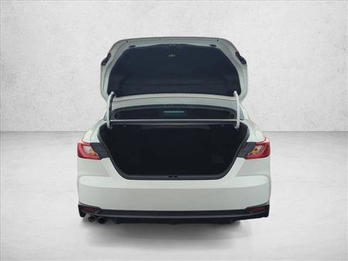 Certified 2025 Toyota Camry SE image 6