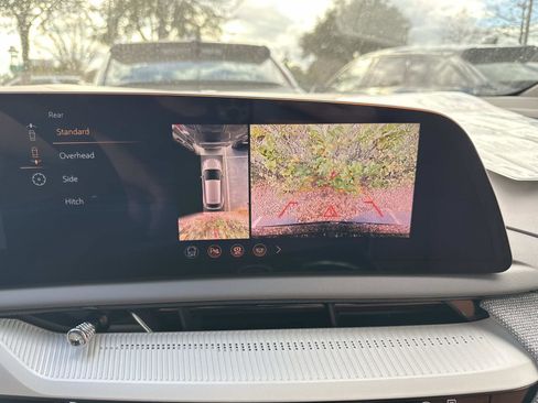 New 2026 Cadillac Optiq Sport 2 image 25