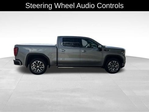 Certified 2025 GMC Sierra 1500 Denali w/ Denali Reserve Package AWD/4WD image 9