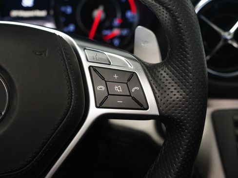 Used 2013 Mercedes-Benz SL 63 AMG image 19