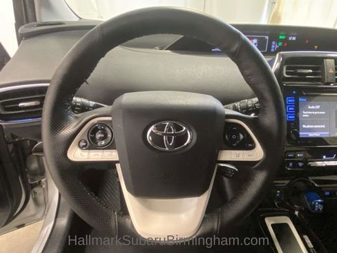 Used 2016 Toyota Prius Four image 23