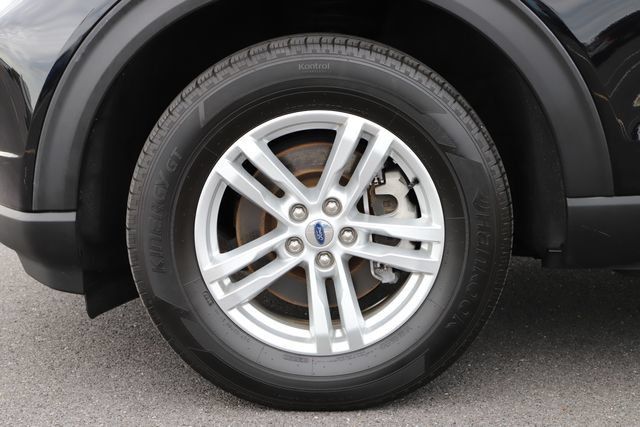 Used 2023 Ford Explorer XLT AWD/4WD image 8