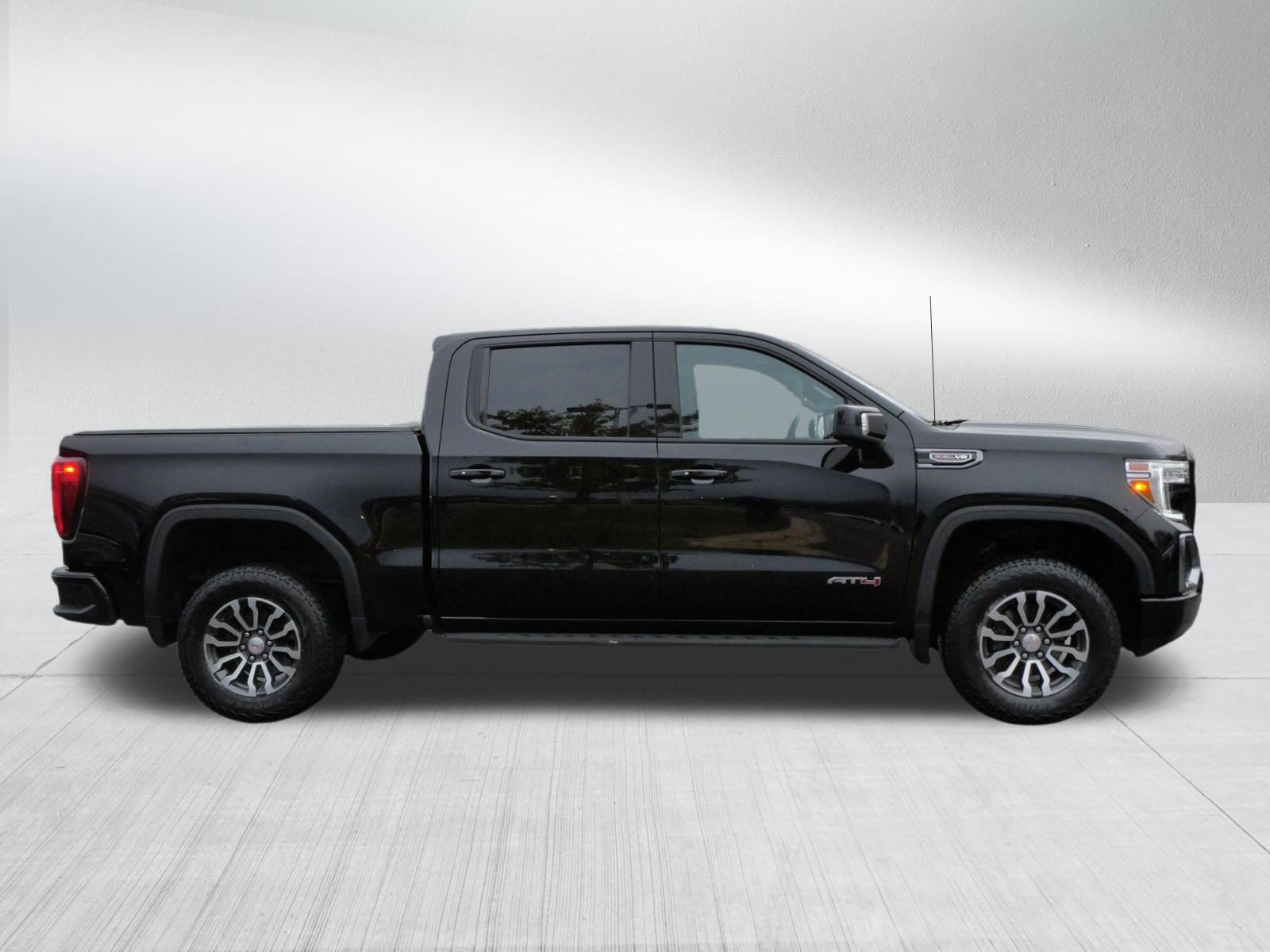 Used 2021 GMC Sierra 1500 AT4 w/ AT4 Premium Package AWD/4WD image 8