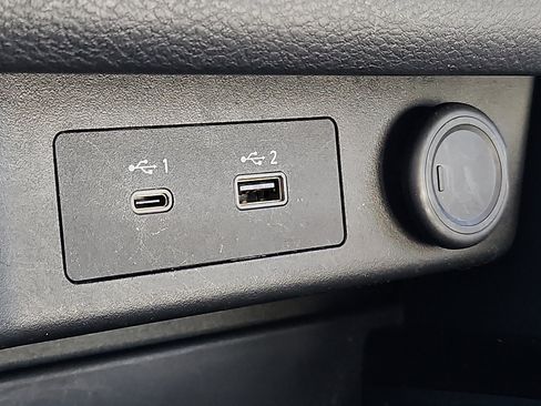 Certified 2023 Nissan Rogue SV w/ SV Premium B Package image 21