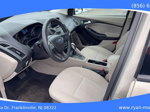 Used 2016 Ford Focus SE image 11