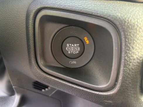 New 2026 Jeep Gladiator Sport image 30