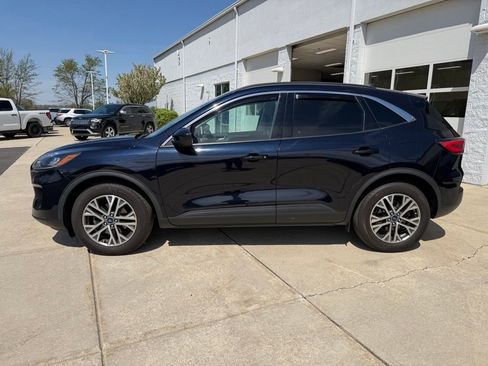 Certified 2021 Ford Escape SEL w/ Technology Package AWD/4WD image 8