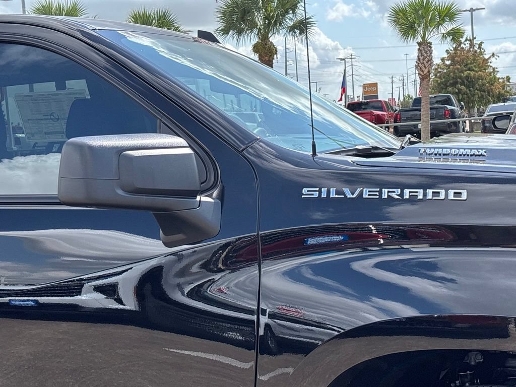 New 2026 Chevrolet Silverado 1500 Custom RWD image 18