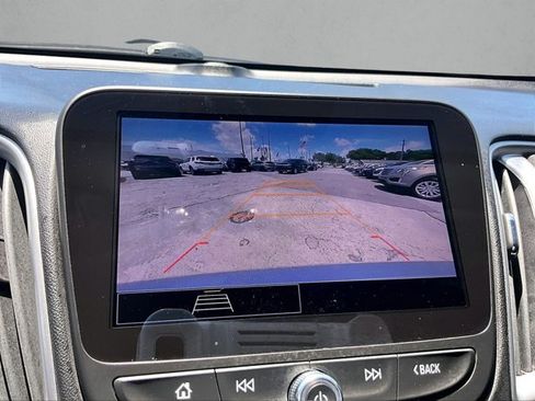 Used 2023 Chevrolet Malibu LS FWD image 22
