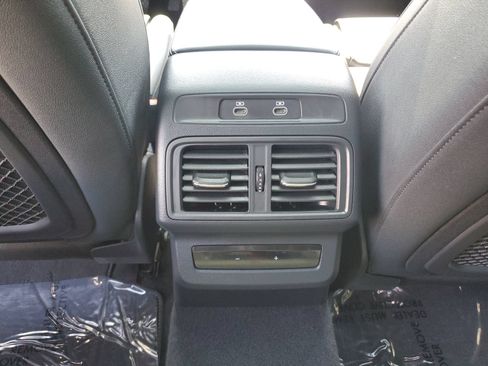 Used 2025 Audi Q5 Premium w/ Premium Plus AWD/4WD image 12