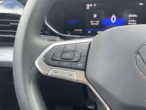 Used 2022 Volkswagen Taos S image 20