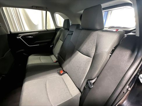 Certified 2022 Toyota RAV4 XLE w/ Convenience Package AWD/4WD image 15