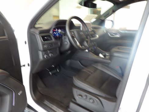 Used 2023 Chevrolet Tahoe RST w/ RST Performance Edition AWD/4WD image 10
