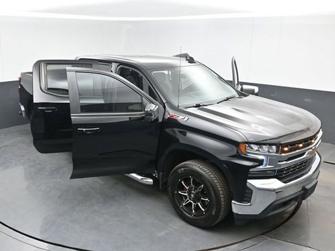 Used 2021 Chevrolet Silverado 1500 LT w/ Z71 Off-Road Package image 47