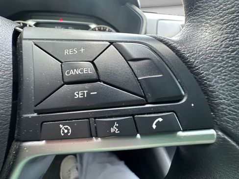 Used 2022 Nissan Altima 2.5 SV FWD image 23