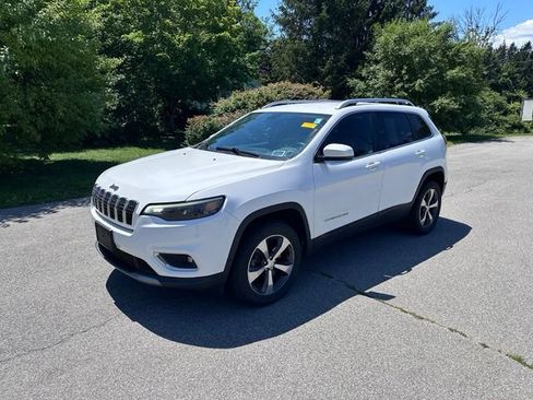 Used 2019 Jeep Cherokee Limited AWD/4WD image 7