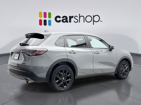 Used 2023 Honda HR-V Sport image 5