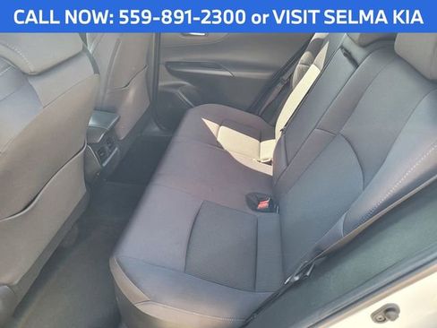 Used 2021 Toyota Venza LE w/ Carpet Mat Package (TMS) image 8