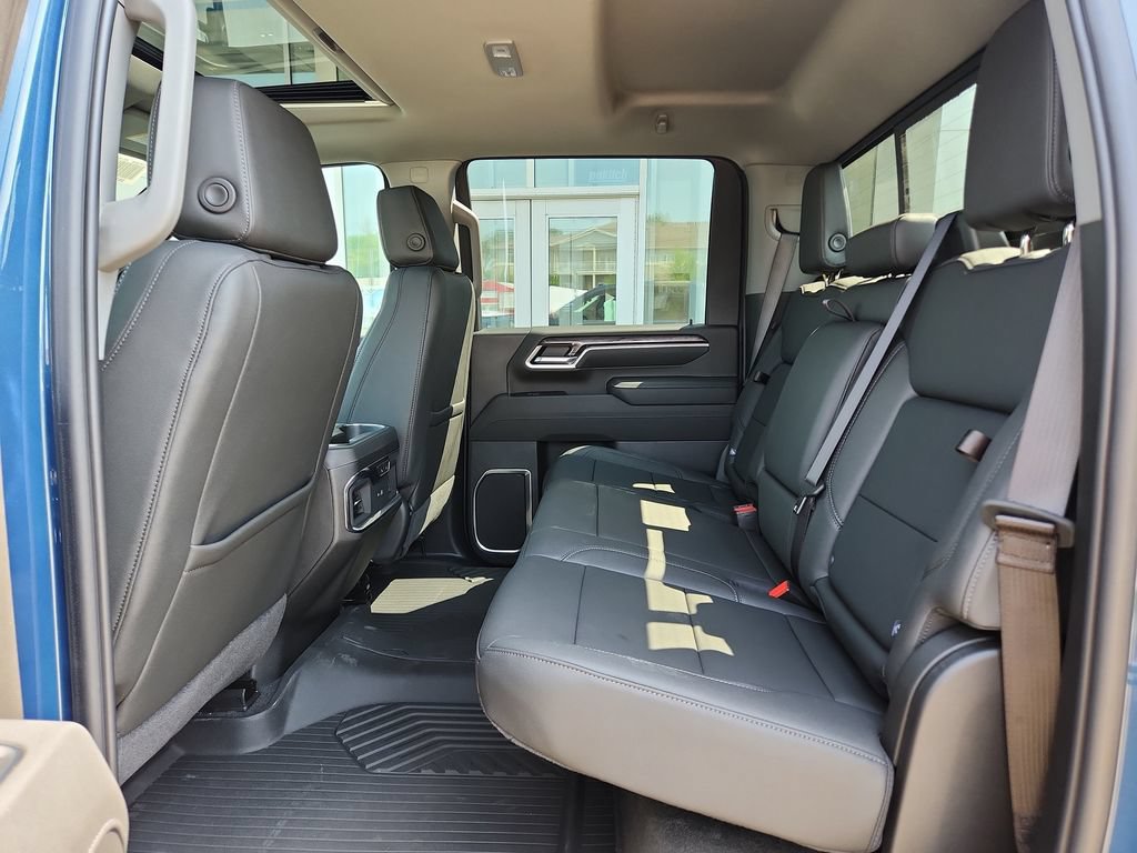 New 2026 Chevrolet Silverado 2500 LTZ w/ LTZ Plus Package AWD/4WD image 26