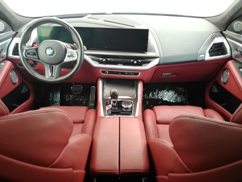 Used 2025 BMW XM AWD/4WD image 3