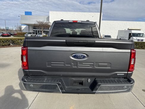 Used 2023 Ford F150 XLT image 9