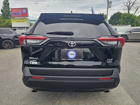Used 2020 Toyota RAV4 XLE w/ All Weather Liner Package AWD/4WD image 6