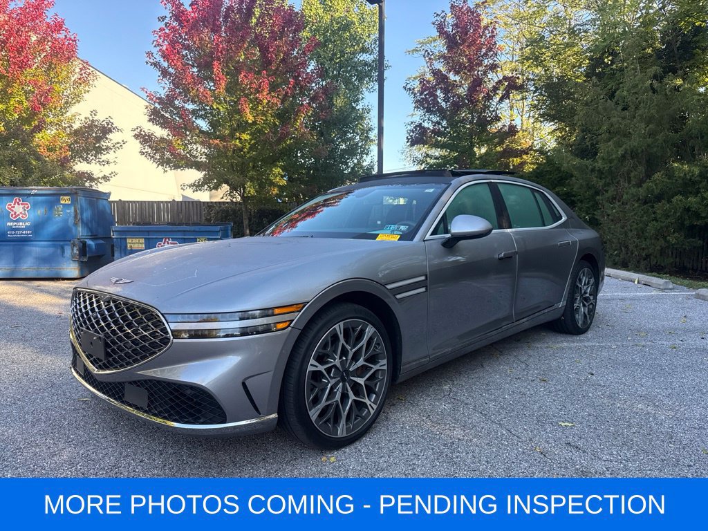 Used 2025 Genesis G90 3.5T AWD/4WD image 3
