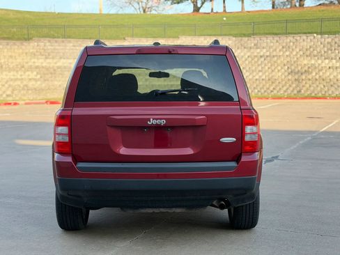Used 2016 Jeep Patriot Latitude image 6