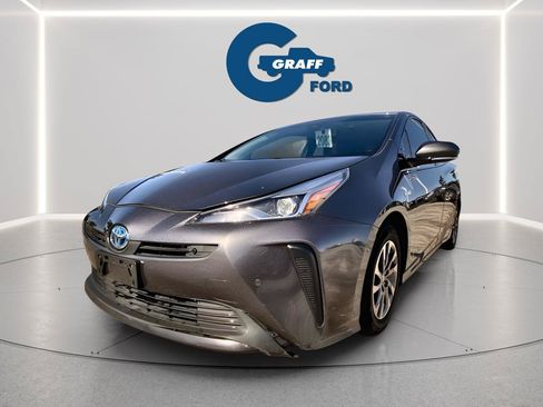 Used 2019 Toyota Prius Limited w/ Premium Convenience Package FWD image 9