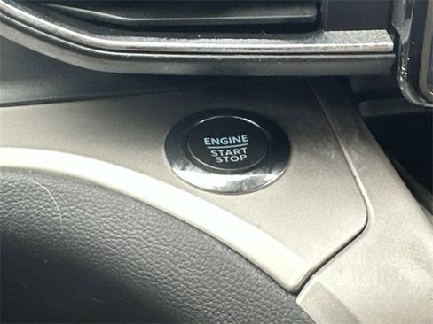 Used 2022 Ford Explorer XLT w/ Equipment Group 202A image 26